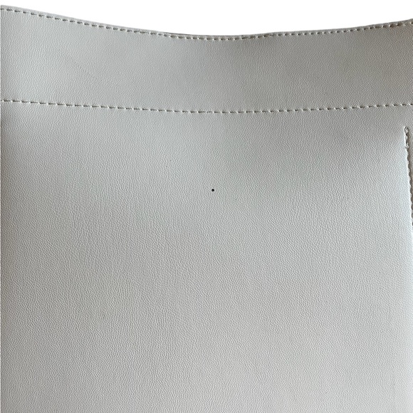 DKNY Crawford Bucket Tote Bag - Picture 5 of 5